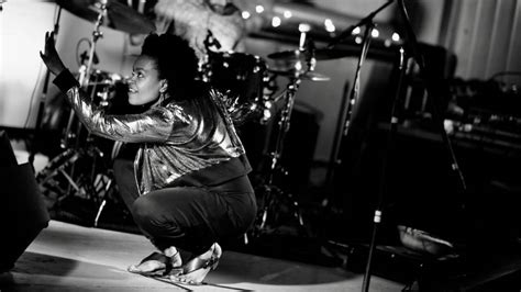  Papy's Helsinki Havoc: Ethiopian Superstar Brings Spicy Rhythms and Unexpected Twists!